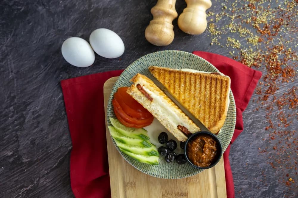 Kaşarlı tost